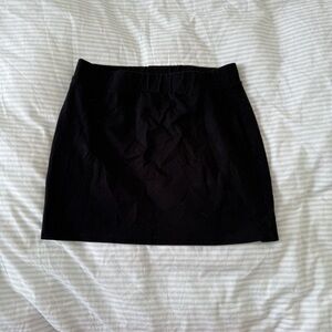 Black Stretch Mini Skirt - Sleek Everyday Style
